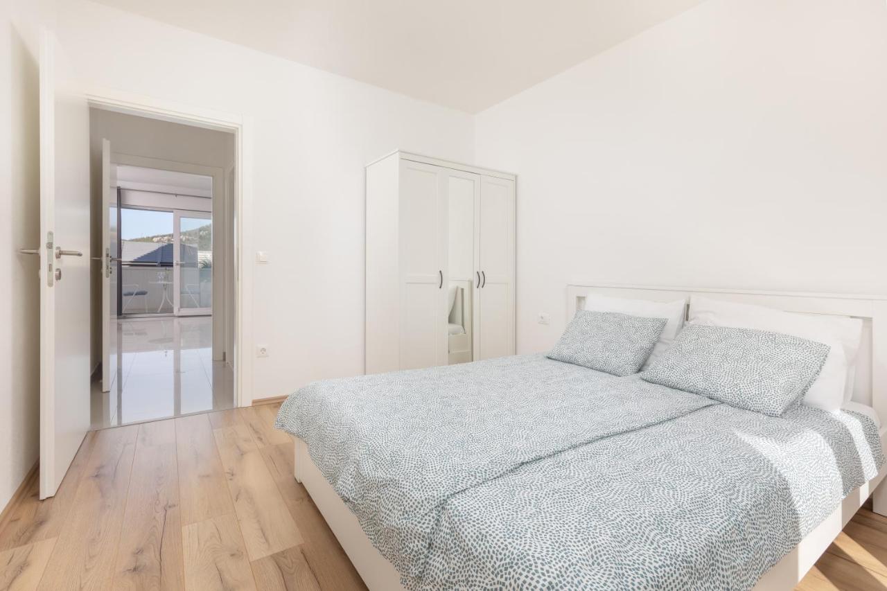 Apartment Ana Макарска Екстериор снимка