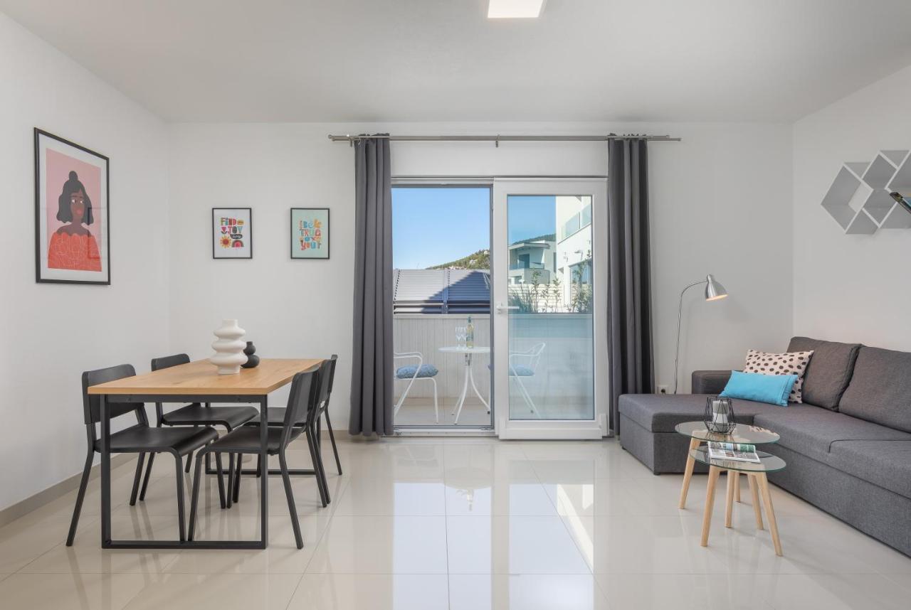 Apartment Ana Макарска Екстериор снимка
